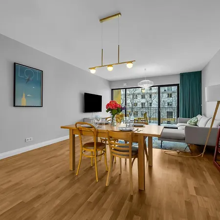 Rydygiera Prestige - 104m2, Parking, Balcony - By Rentujemy Apartmán Varšava