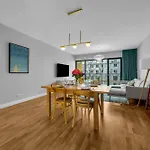 Rydygiera Prestige - 104m2, Parking, Balcony - By Rentujemy Apartamento Varsovia