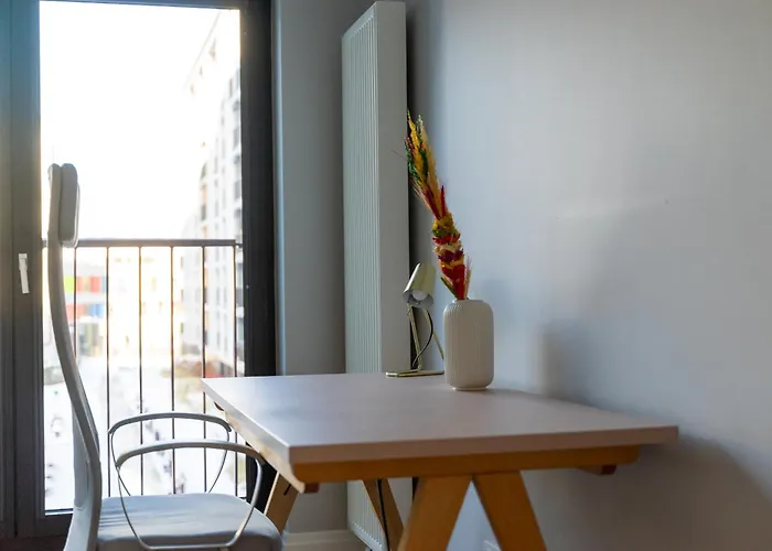 Apartment Rydygiera Prestige - 104m2, Parking, Balcony - By Rentujemy Warsaw